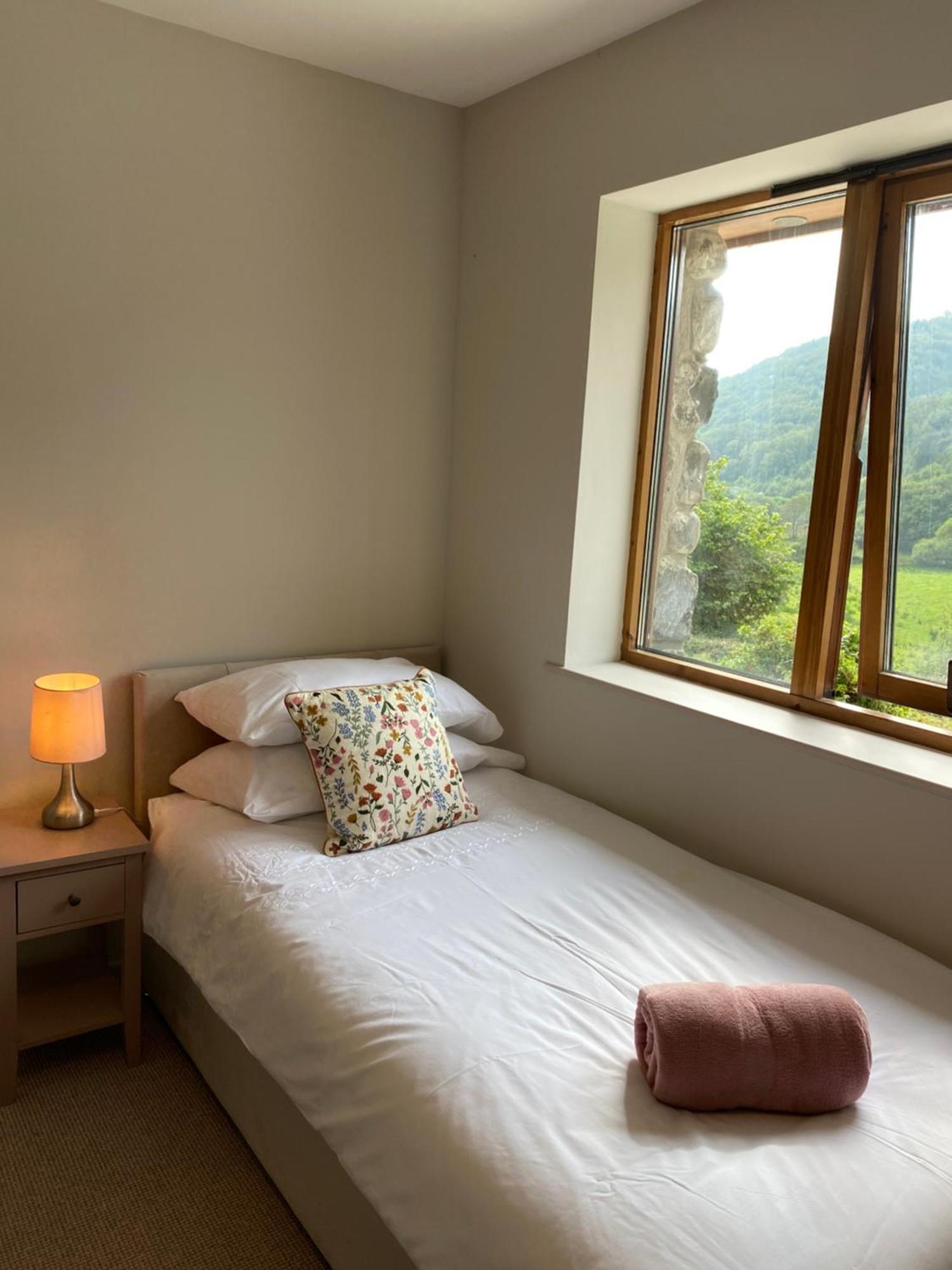 Llety Cynnes Villa Machynlleth Kültér fotó
